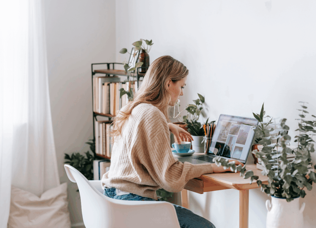 Online Coaching für Klarheit und innere Ruhe – Mentaltraining mit Verena bequem von zuhause.